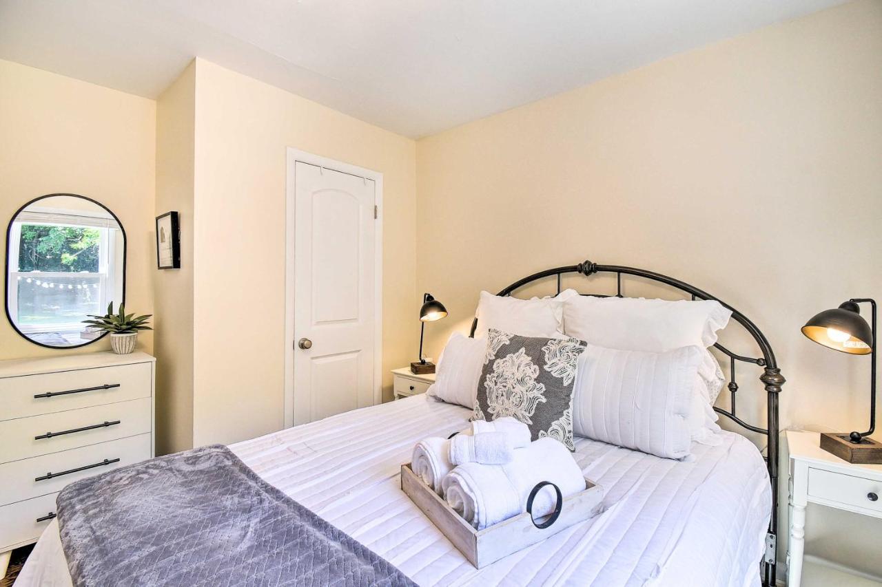 Charming Hampton Home With Yard 2 Mi To Beach! Eksteriør billede